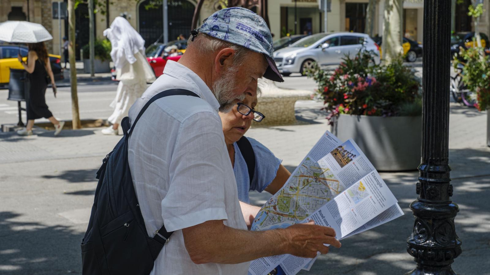 Barcelona Wants Tourists — But on New Terms